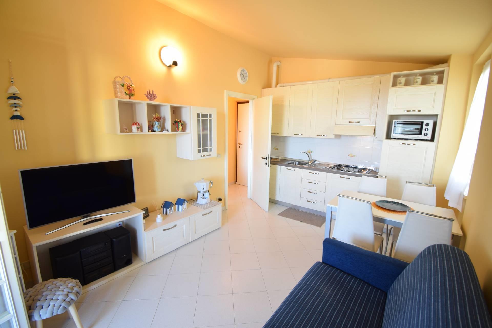 Apartment 35 m2 in Diano Castello