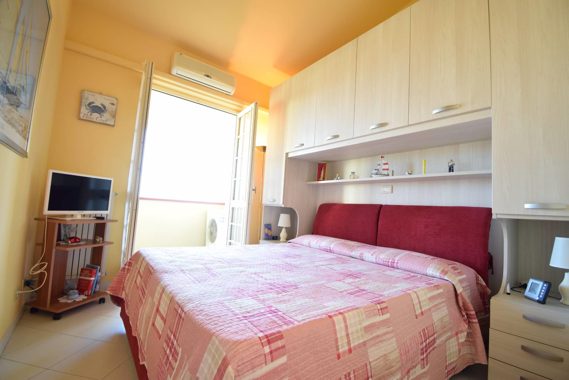 Apartment 35 m2 in Diano Castello