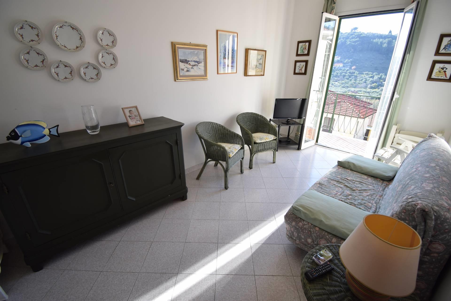 Apartment 60 m2 in Diano Castello