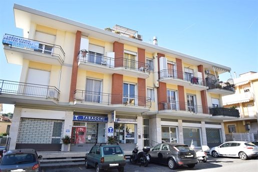 דירה למכירה בדיאנו מרינה