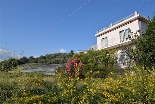 Villa ou cottage de 160 m2 à Diano Marina