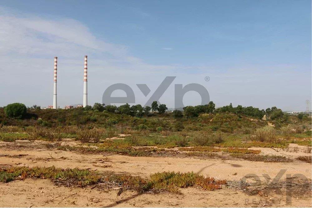 Industrial land for construction in the Industrial Park Sapec Bay - Setúbal