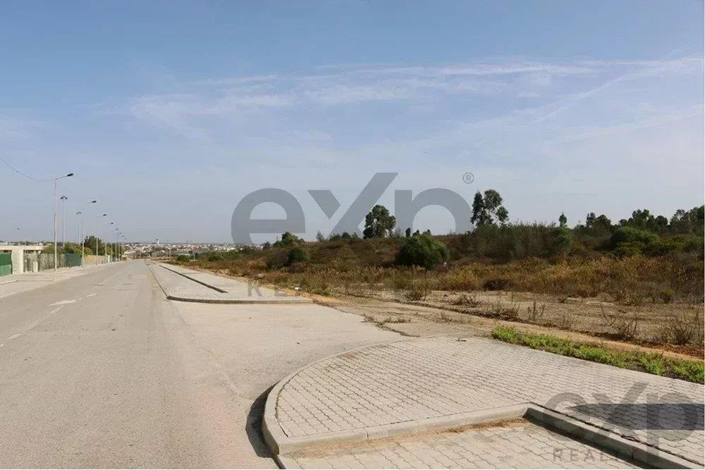 Industrial land for construction in the Industrial Park Sapec Bay - Setúbal