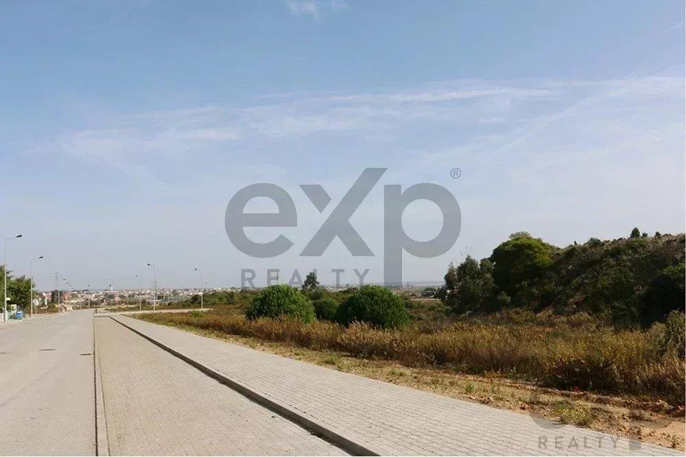 Industrial land for construction in the Industrial Park Sapec Bay - Setúbal