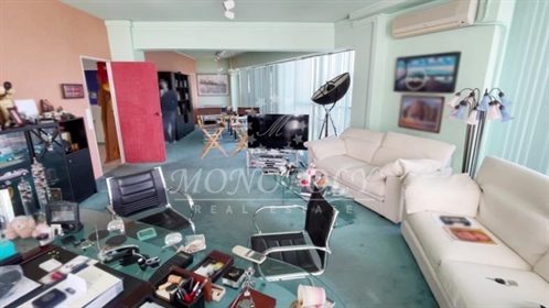 (For Sale) Commercial Office || Athens South/Palaio Faliro - 405 Sq.m, 900.000€