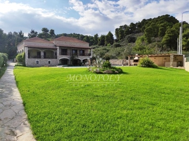 (À vendre) Maison Maison maison || Attique orientale/Kalamos - 444 m2, 8 P/A, 1 590 000 €
