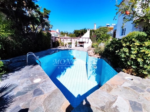 (For Sale) Residential Detached house || East Attica/Saronida - 420 Sq.m, 4 Bedrooms, 1.200.000€