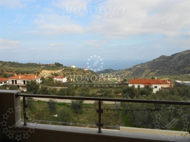 (A Vendre) Villa || Maison Préfecture de Corinthie/Evrostini - 350 m², 4 Chambres, 480.000€