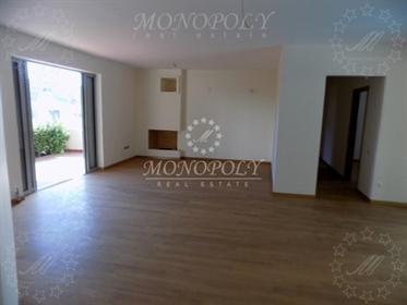 (For Sale) Residential Apartment || East Attica/Vouliagmeni - 120 Sq.m, 2 Bedrooms, 530.000€