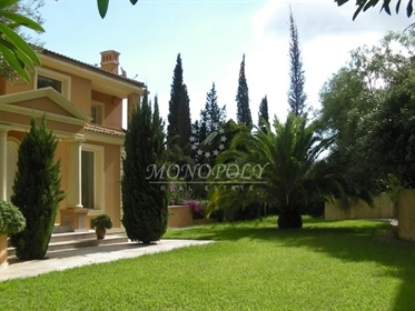 (For Sale) Residential Villa || Corfu (Kerkira)/Corfu Chora (Kerkira) - 630 Sq.m, 4 Bedrooms, 2.700.