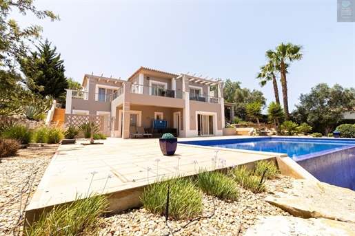 Villa med 3 sovrum i Vale da Pinta Golf Resort, Carvoeiro - Algarve