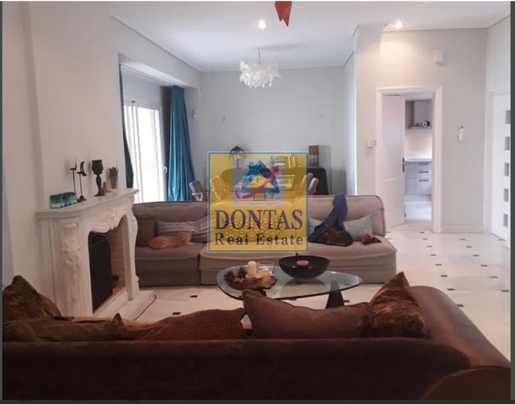 (à vendre) maisonnette maisonnette || Athènes Nord/Ekali - 500 m², 5 chambres, 830.000€
