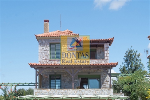 (For Sale) Residential Villa || Messinia/Methoni - 160 Sq.m, 5 Bedrooms, 440.000€