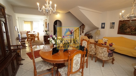 (For Sale) Residential Detached house || Athens North/Nea Erithraia - 200 Sq.m, 3 Bedrooms, 820.000€