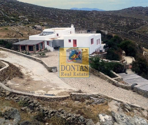 (Te koop) Residentiële villa || Cycladen/Mykonos - 735 m², 6 slaapkamers, 1.900.000€