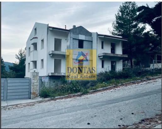 (Zu verkaufen) Wohnen Einfamilienhaus || Ost-Attika/Dionysos - 735 m², 11 Schlafzimmer, 630.000€