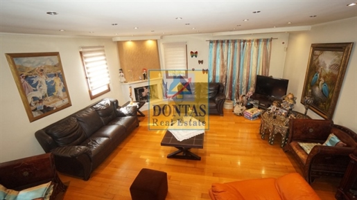 (à vendre) maisonnette maisonnette || Athènes Nord/Kifissia - 240 m², 4 chambres, 750.000€