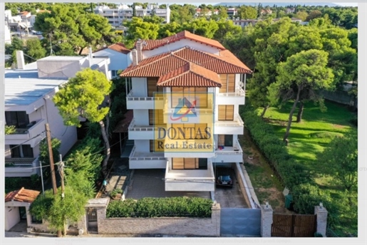 (For Sale) Residential Detached house || Athens North/Kifissia - 670 Sq.m, 1.600.000€