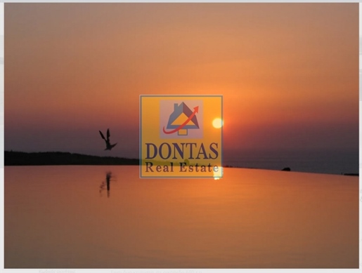 (À vendre) Maison individuelle résidentielle || Cyclades/Santorin-Oia - 170 m², 6 chambres, 1.500.0