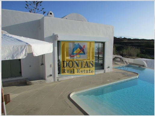 (For Sale) Residential Detached house || Cyclades/Santorini-Oia - 170 Sq.m, 6 Bedrooms, 1.500.000€