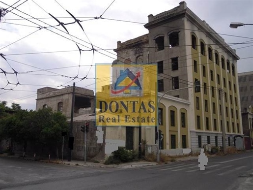 (For Sale) Commercial Building || Piraias/Piraeus - 13.000 Sq.m, 10.000.000€