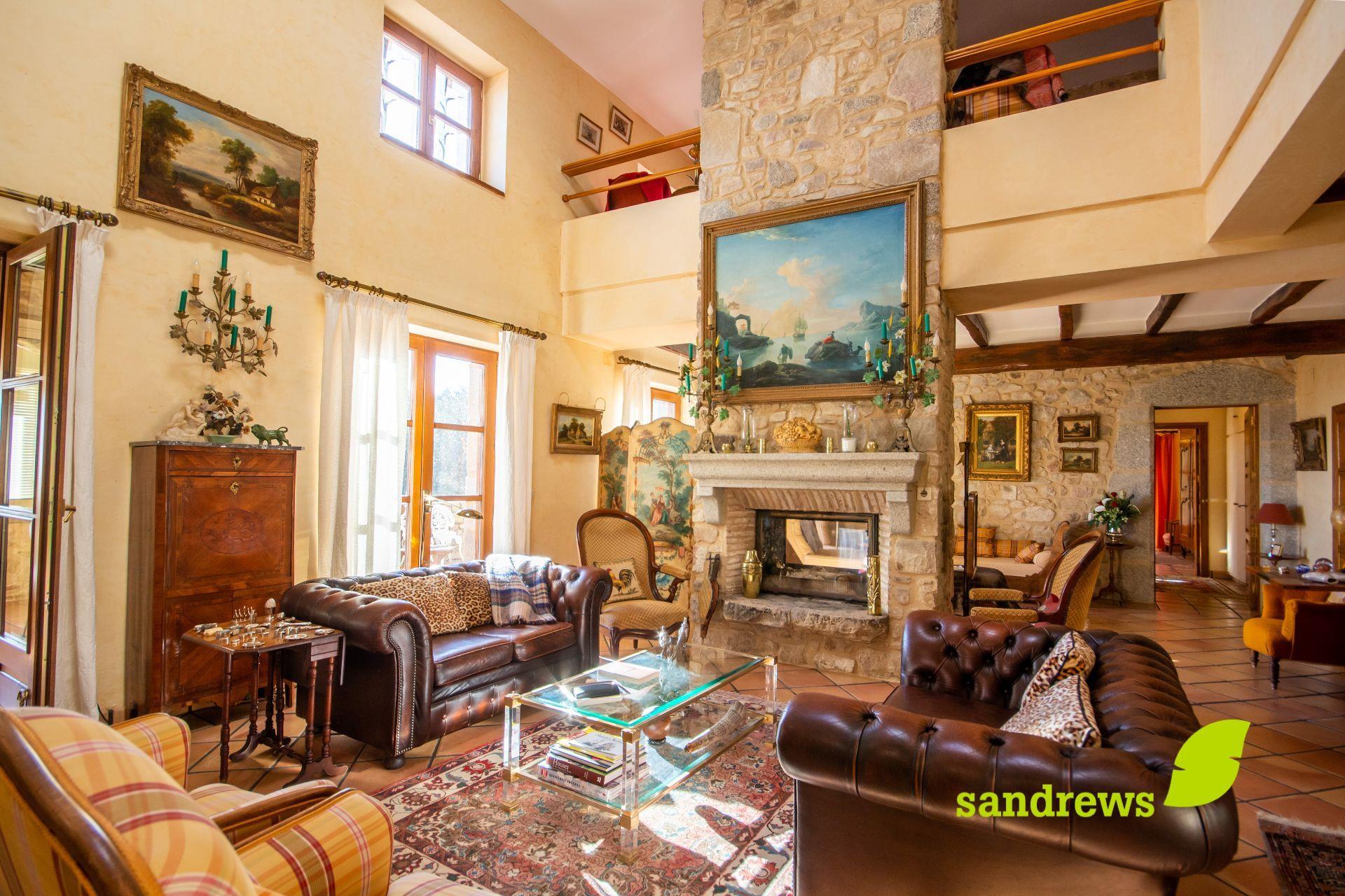 Purchase: House (17707)