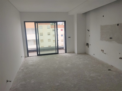 A vendre appartement 3 Chambres Nouveau à Olhão