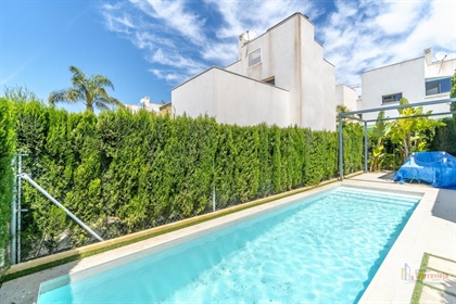 Villa 237 m² in Ciudad Quesada, Alicante