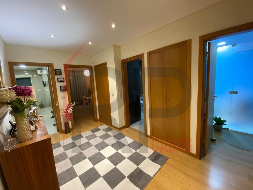 Fantastique appartement de 3 pièces, avec 115m2 avec garage, Alcochete