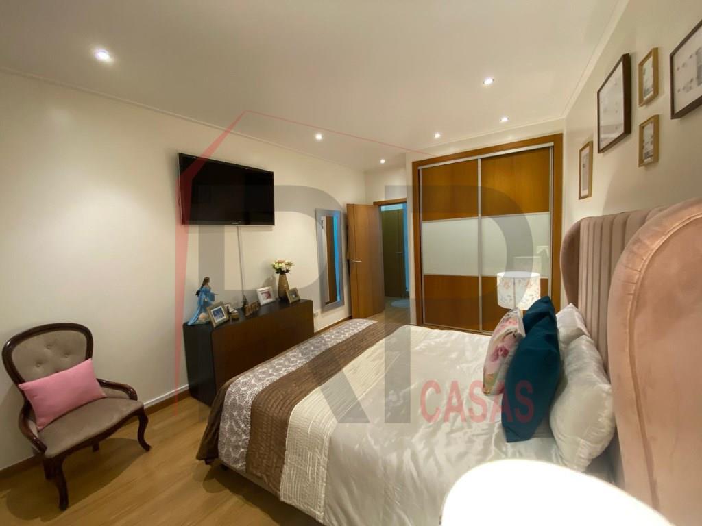 Fantastique appartement de 3 pièces, avec 115m2 avec garage, Alcochete