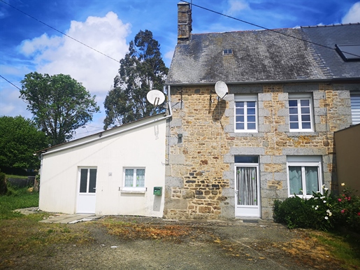 Stone house 10 minutes from Avranches