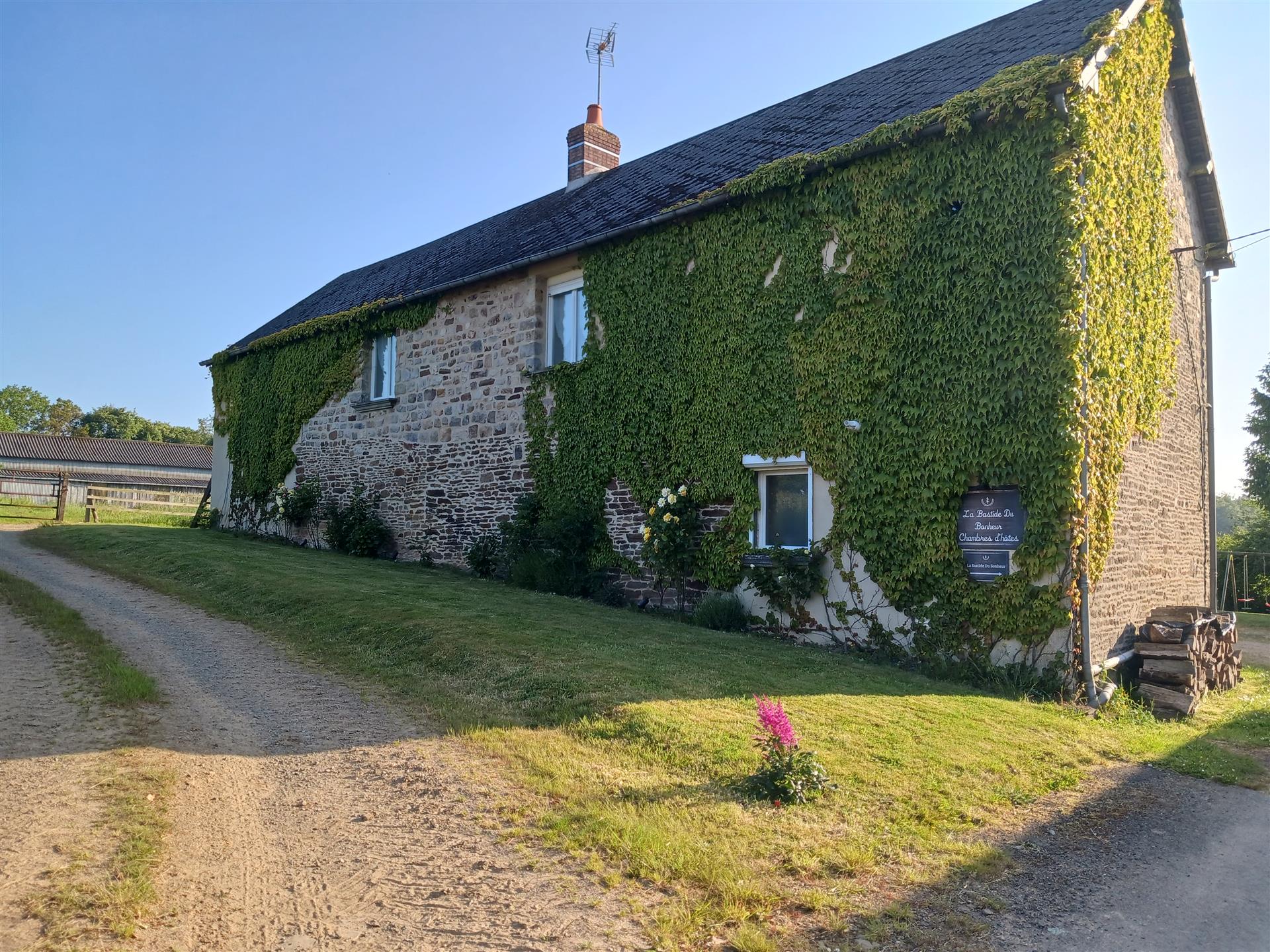 Vacker bondgård totalrenoverad