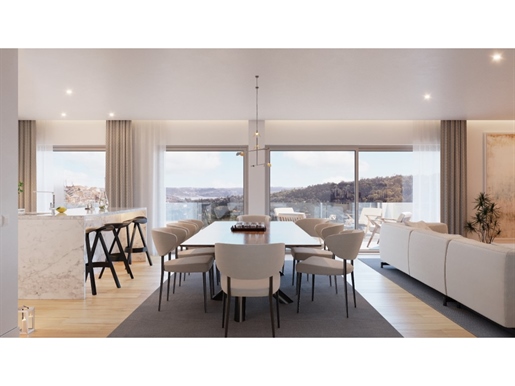 Nuevo apartamento de 3 dormitorios con balcón y aparcamiento en Campolide