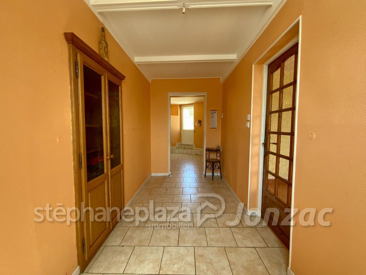 House in the center of Jonzac