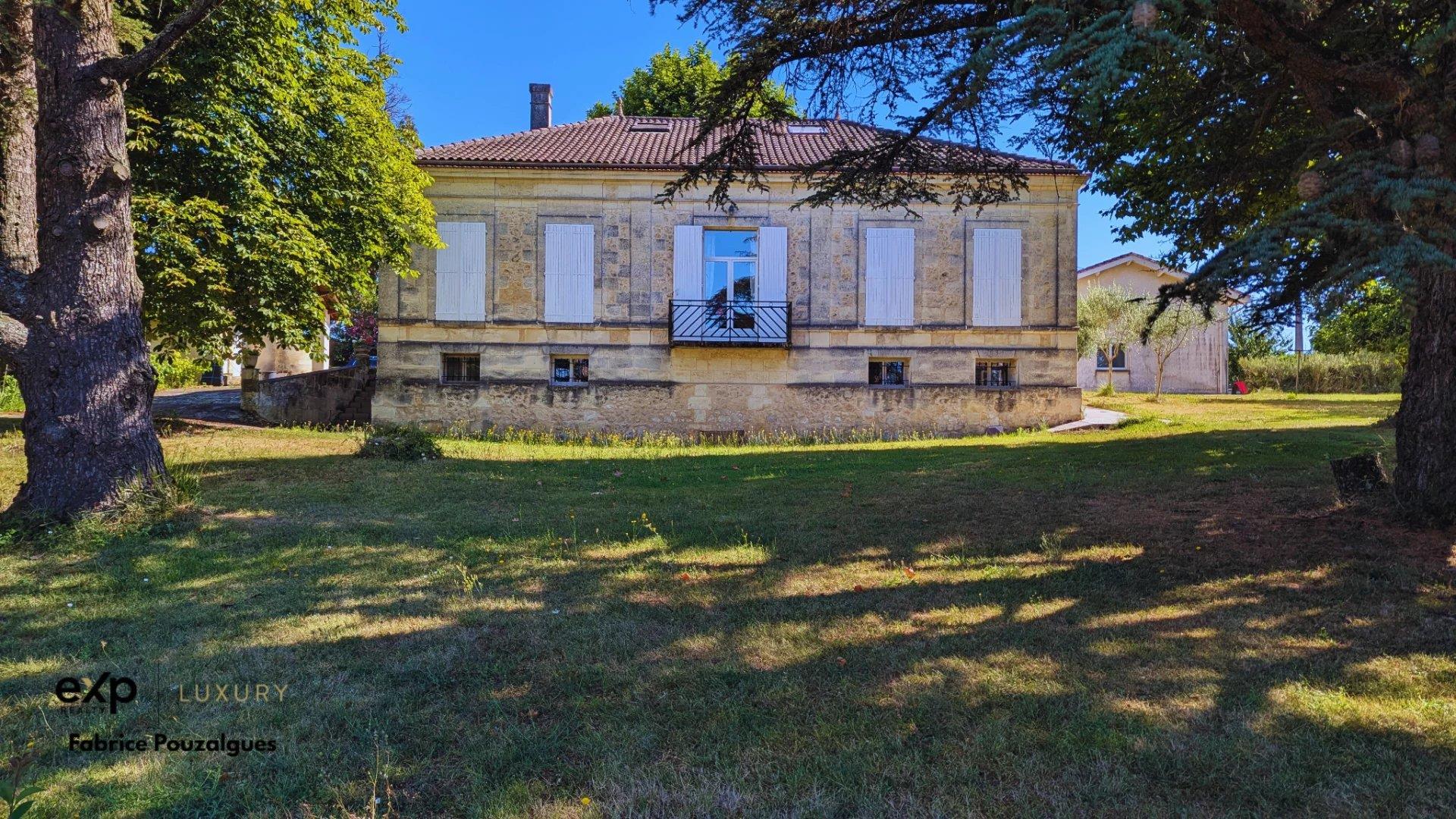 Character house with independent apartment and neat garden