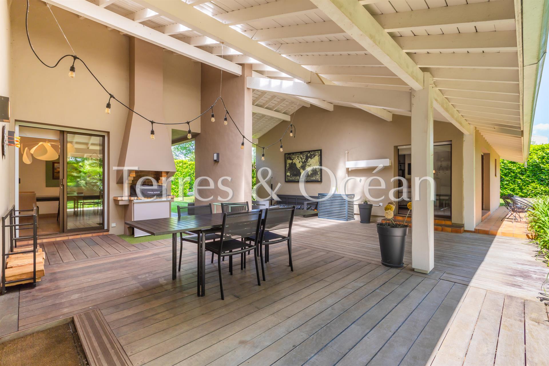 12 Min From Hossegor, House With Annex And Pool