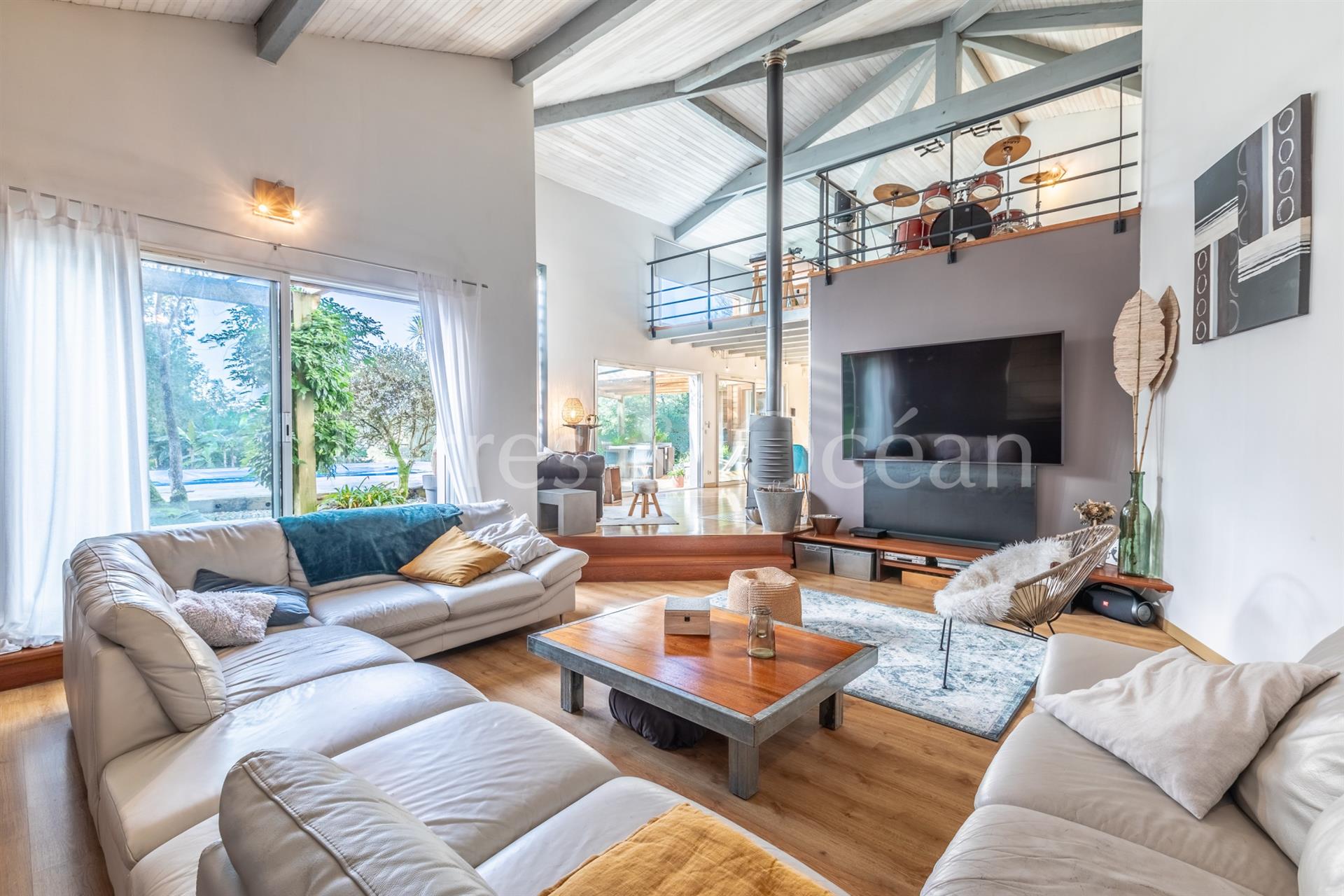 Angresse, Property With Pool Not Overlooked