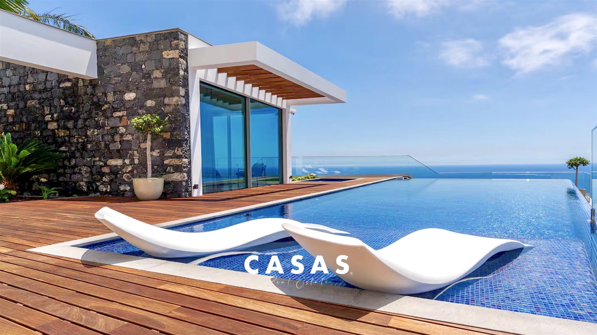 Detached house T3 Sell in Quinta Grande,Câmara de Lobos