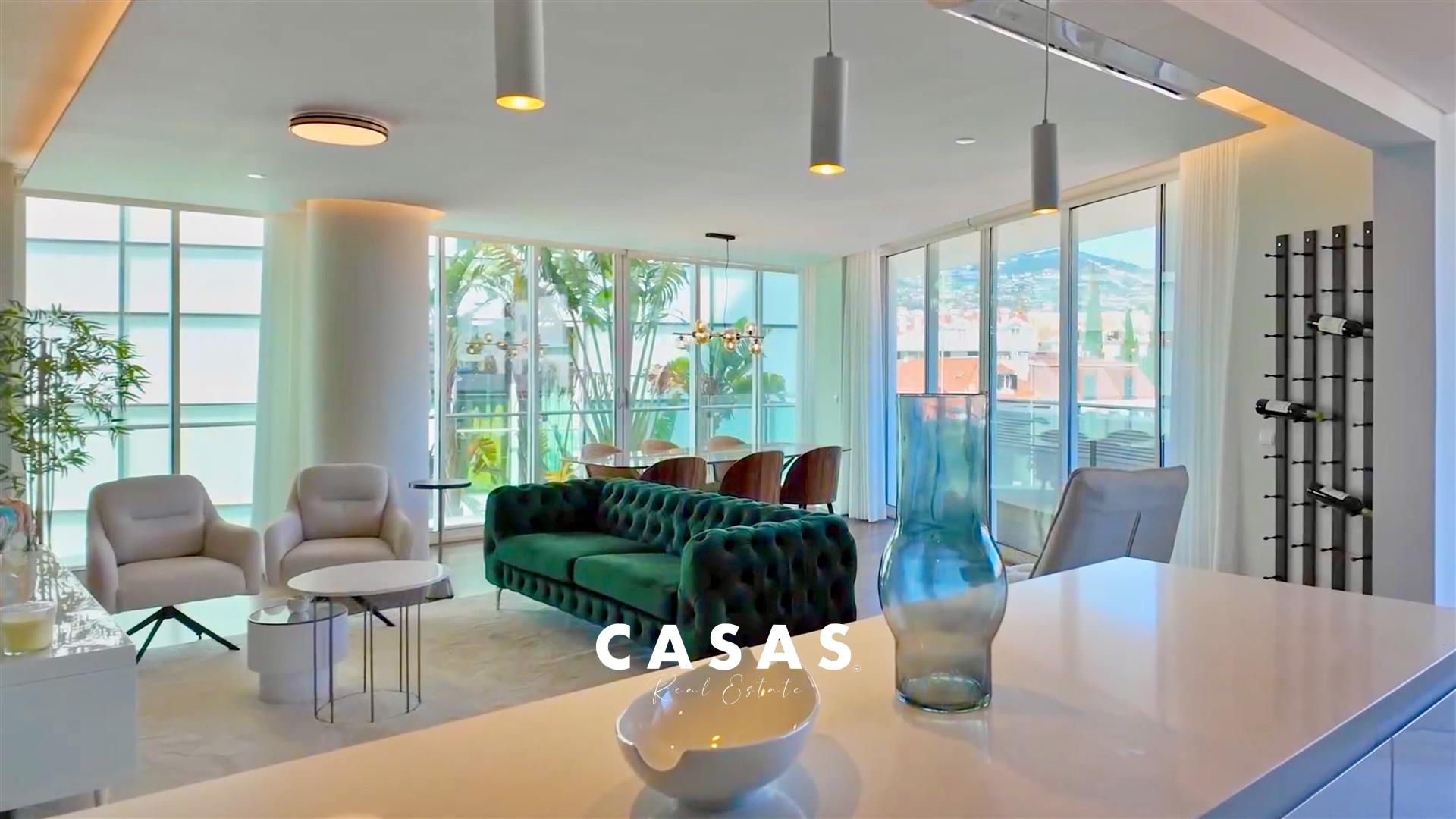 Flat T4 Sell in Funchal (São Pedro),Funchal