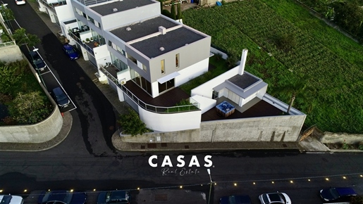 Vivienda Adosada 3 habitaciones Venta en São Gonçalo,Funchal