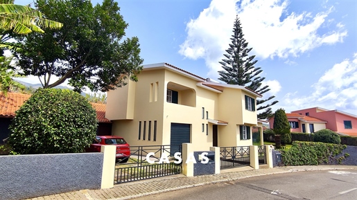 Einfamilienhaus 5 Schlafzimmer Verkaufen in Canhas,Ponta do Sol