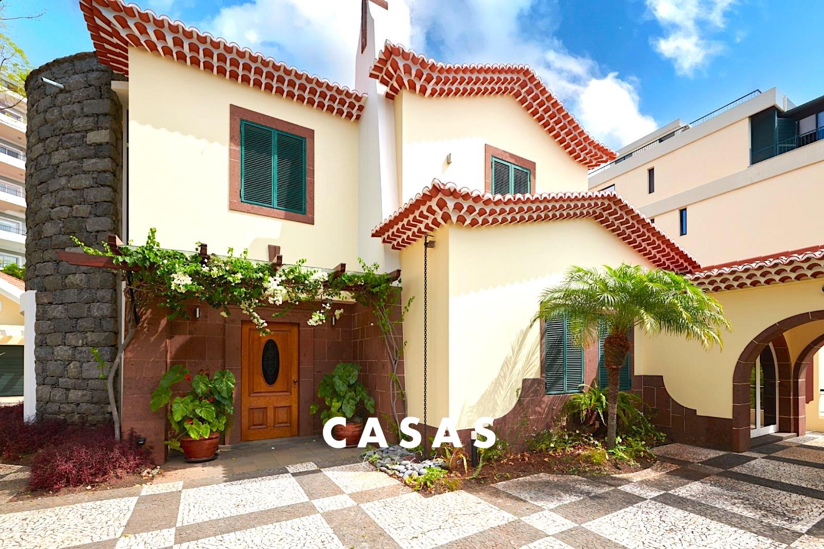Chalet T4 Sell in Funchal (Sé),Funchal