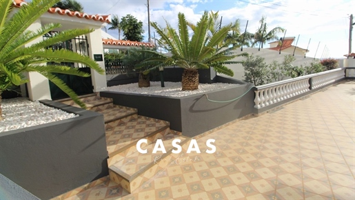 Detached house T3 Sell in Funchal (Santa Maria Maior),Funchal