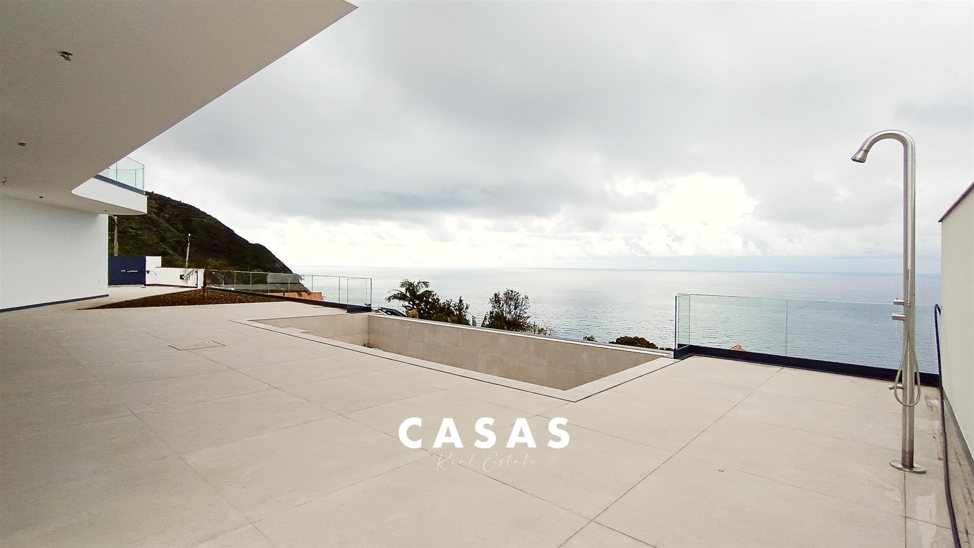 Detached house T4 Sell in Arco da Calheta,Calheta (Madeira)