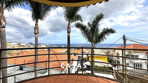 Detached house T3 Sell in Caniçal,Machico