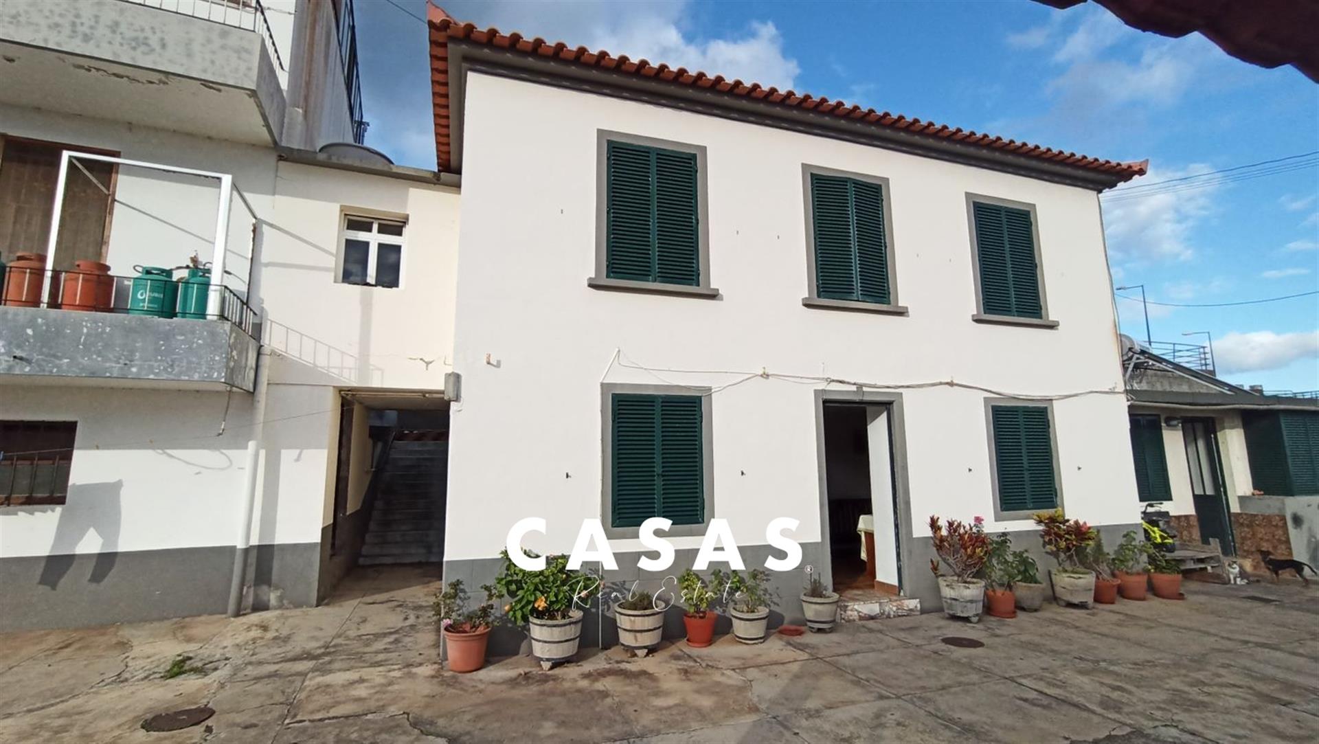 Building T8 Sell in Machico,Machico
