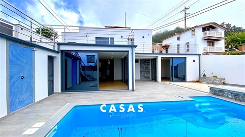 Einfamilienhaus 2 Schlafzimmer Verkaufen in Arco da Calheta,Calheta (Madeira)