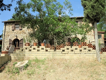 Hus på landet/bondgård/innergård på 150 m2 i Monterotondo Marittimo