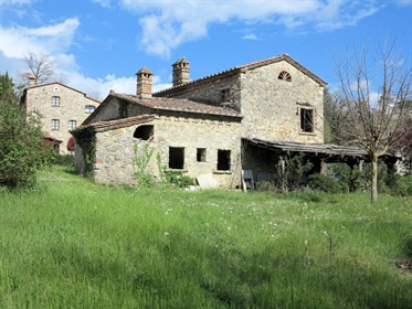 Landhaus / Hof von 366 m2 in Montieri