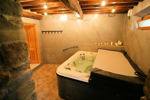 Chalet adosado de 140 m2 en Pescia
